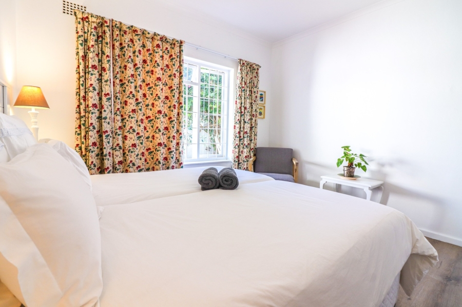 To Let 2 Bedroom Property for Rent in Voelklip Western Cape